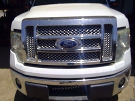 2011 FORD F150, WHITE, LARIAT, CREW, 5.0, 4X4, AT,   F25104